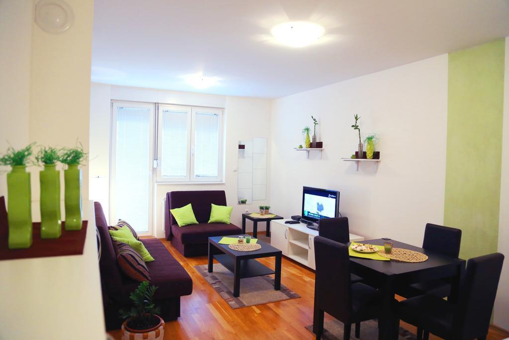 Hotel Sajam Novi Sad Oda fotoğraf