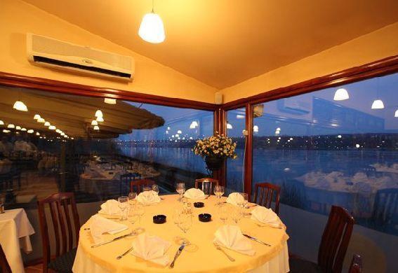 Hotel Sajam Novi Sad Dış mekan fotoğraf
